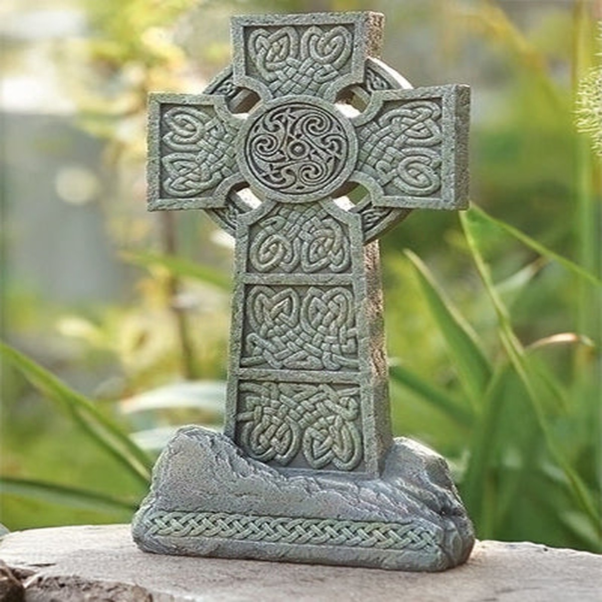Celtic Cross Garden Statue 16.25"